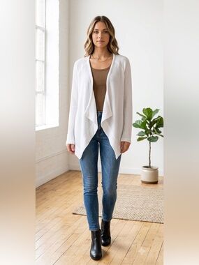 Mod-o-doc White Open-Front Waffle Knit Cardigan, size Small